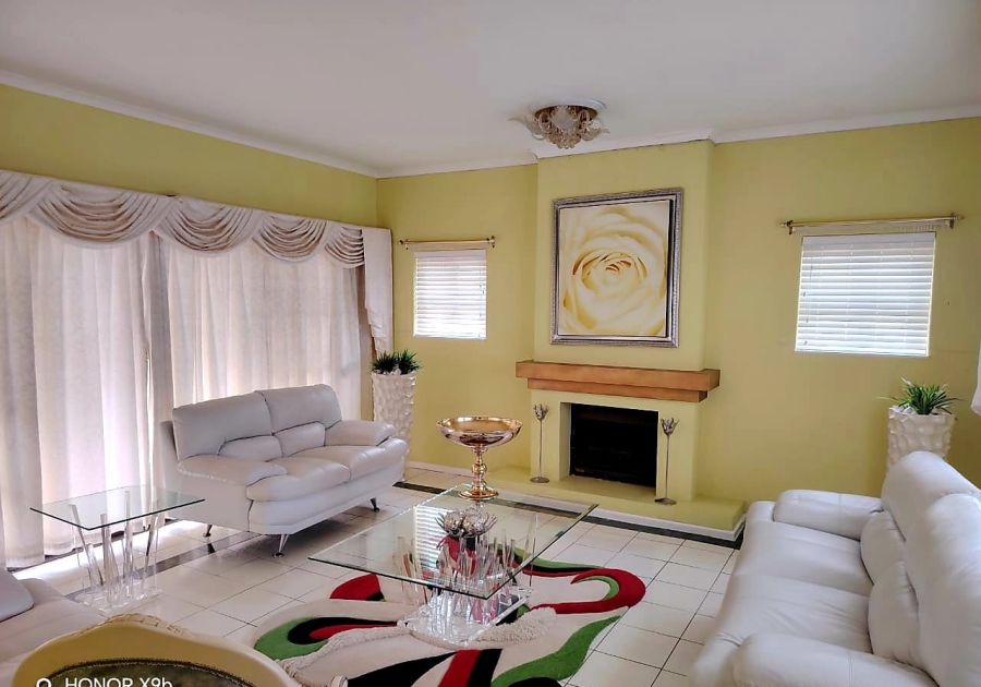 4 Bedroom Property for Sale in Vincent Heights Eastern Cape